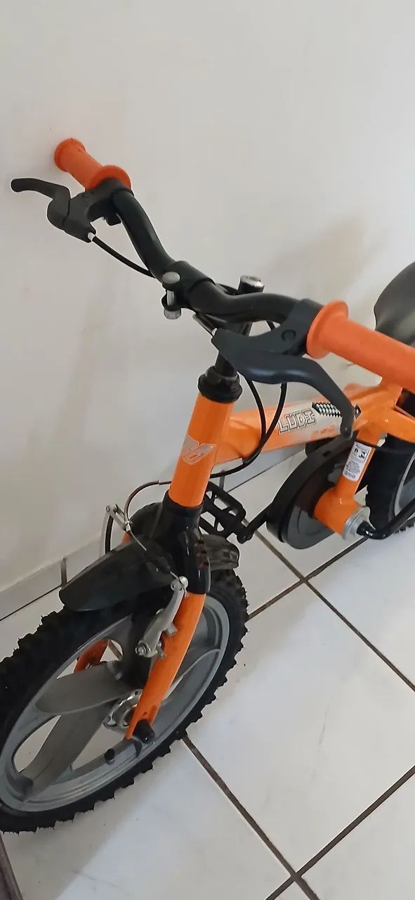 Bicicleta aro 16 novinha, nunca usada! - Foto 4