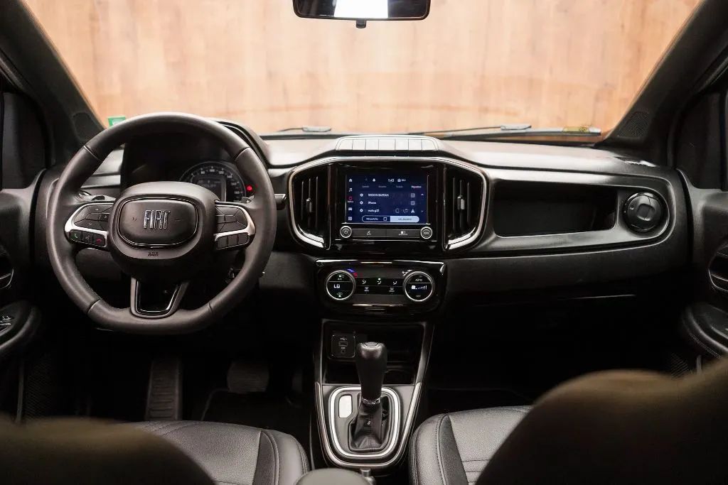 Fiat Strada Volcano 1.3 Flex 8V CD Aut. 2025 - Foto 5