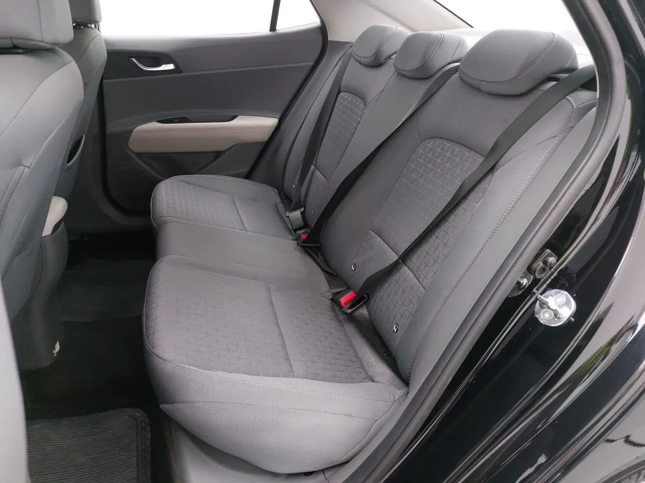 Hyundai HB20S Limited Plus 1.0 Flex 12V Mec., foto 17 de 18