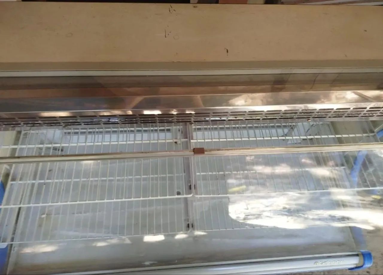 Vitrine Expositora Refrigerada 140cm - Foto 5
