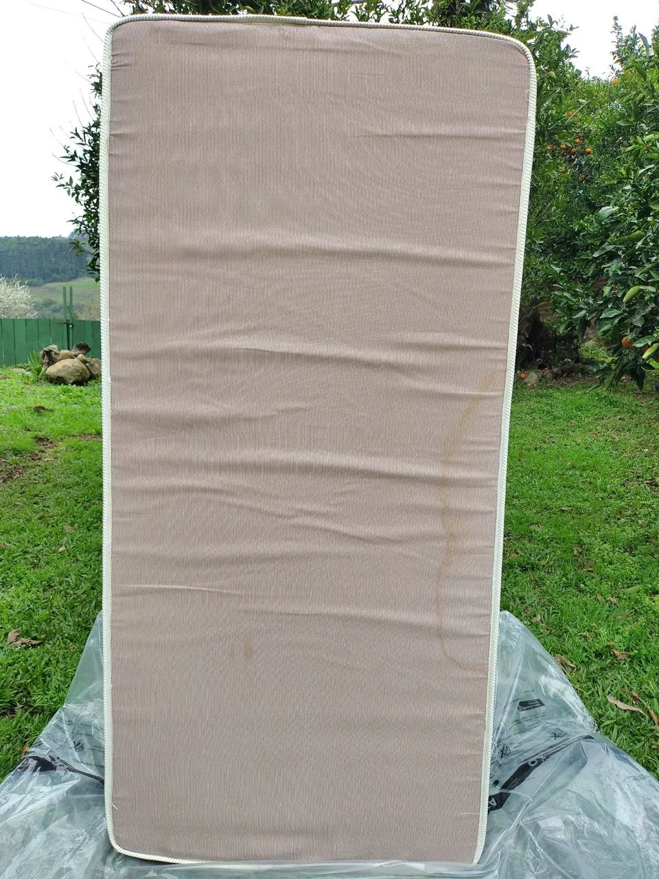 Com entrega colchão solteiro molas  - Foto 4
