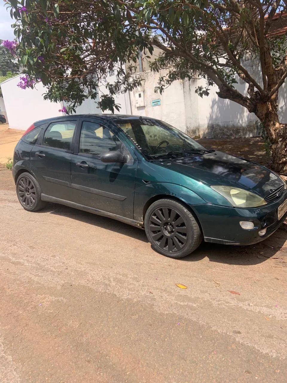 Ford Focus 1.8 16V 5P 2003