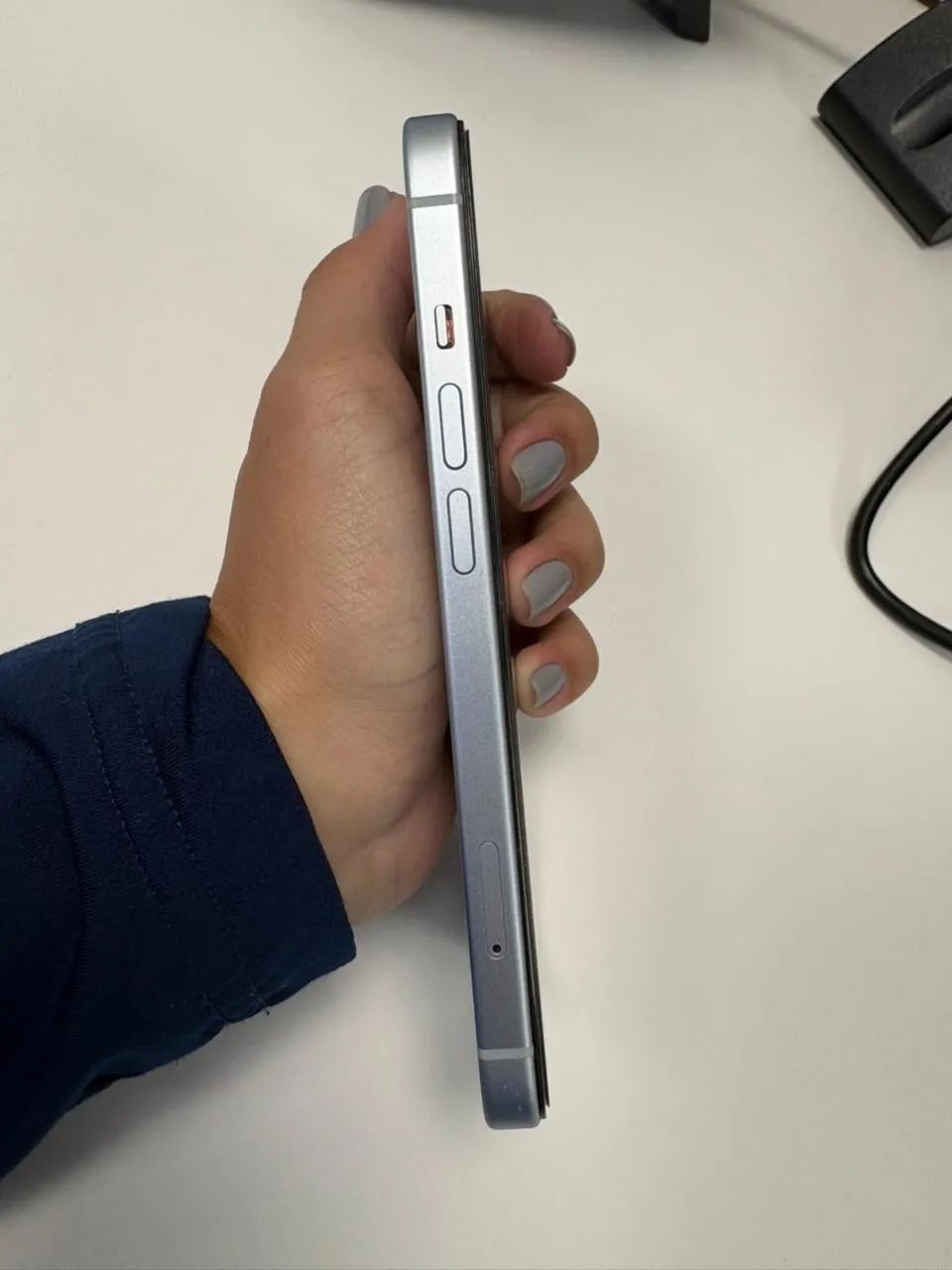 iPhone 15 azul  - Foto 4