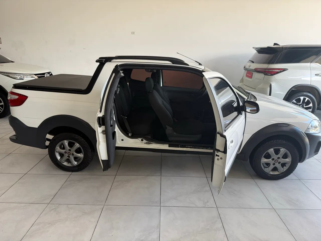 Fiat Strada Working Hard 1.4 Fire Flex 8V CD 2018 - Foto 4