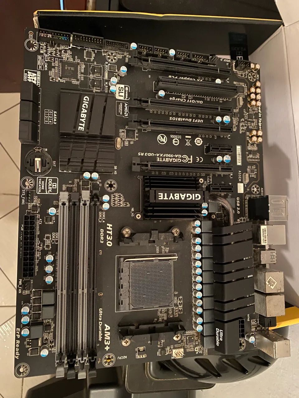 Placa mãe gigabyte 990 fxa - UD 3 R5 - Foto 5