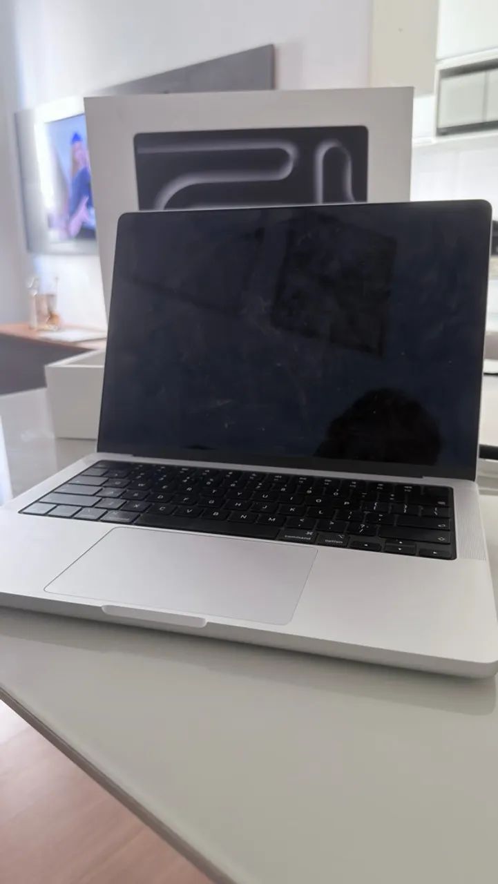 MacBook Pro m5 Pro - Foto 3