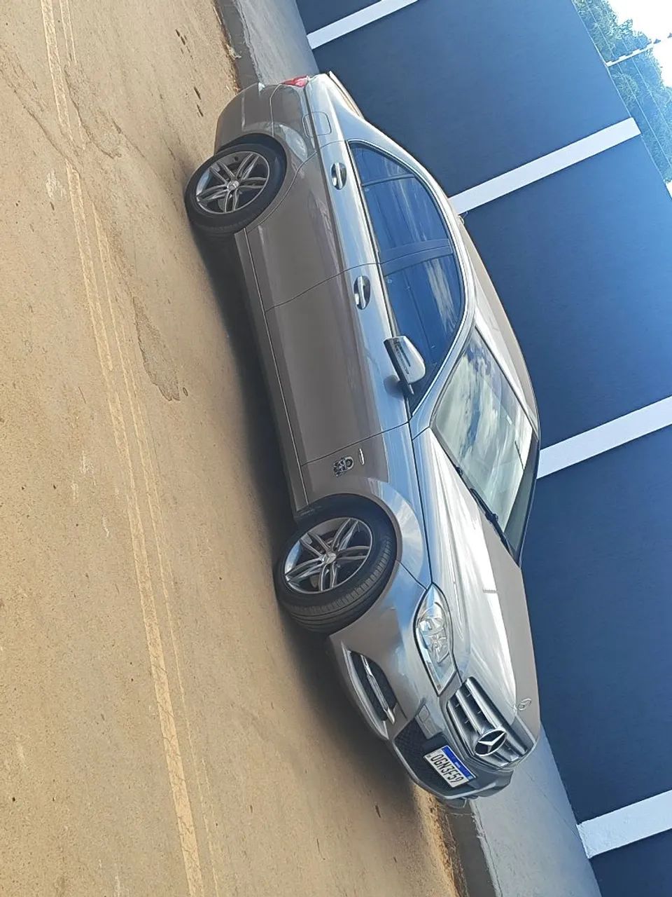 Mercedes-Benz C-180 2012