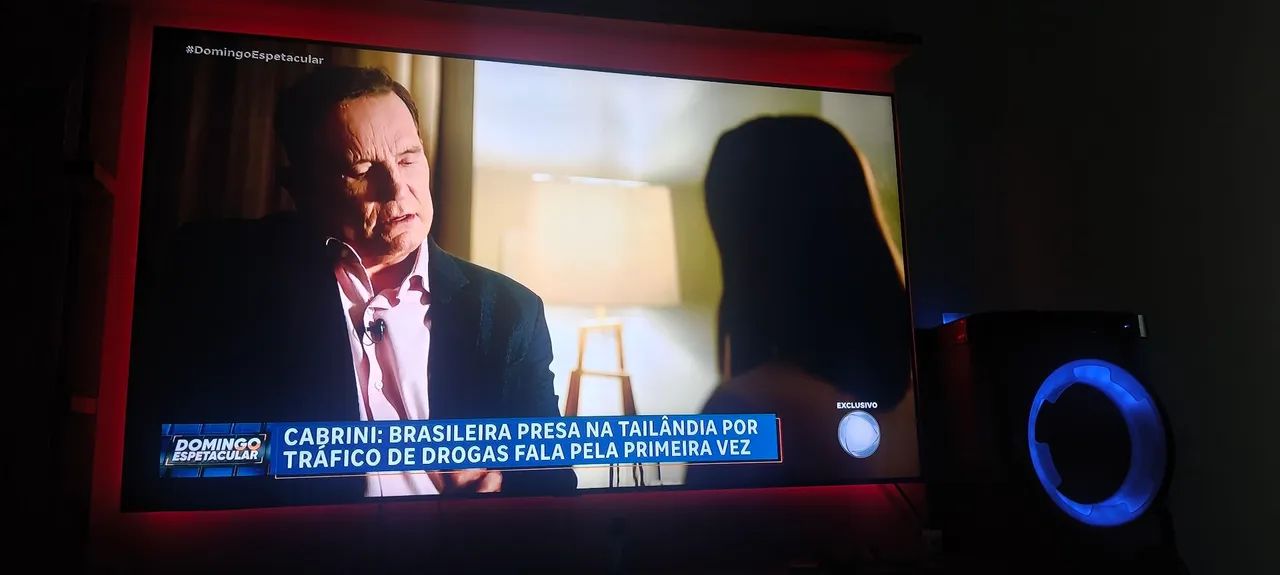Vendo tv Samsung 4k 65 polegadas  - Foto 2