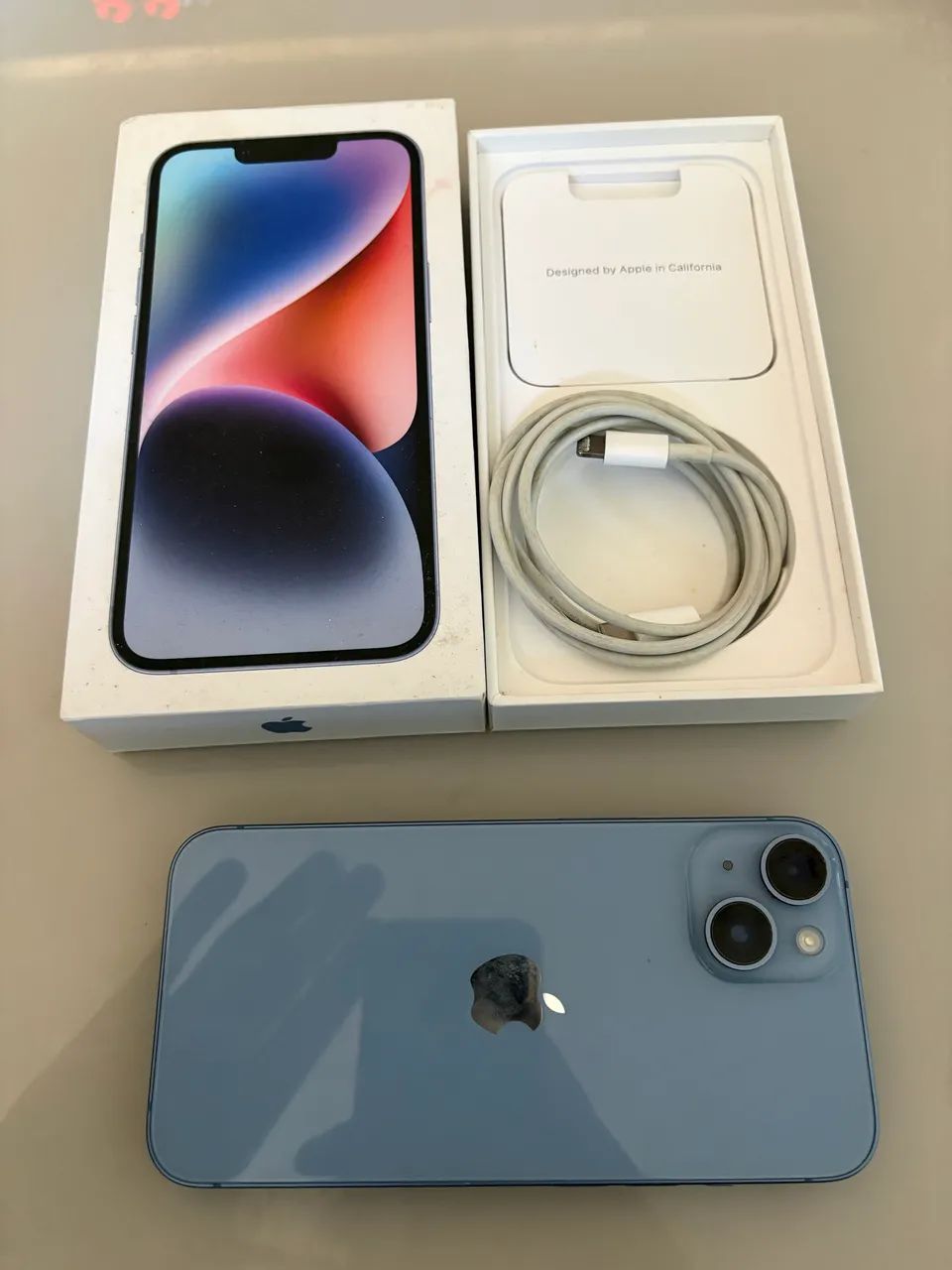 iPhone 14 azul
