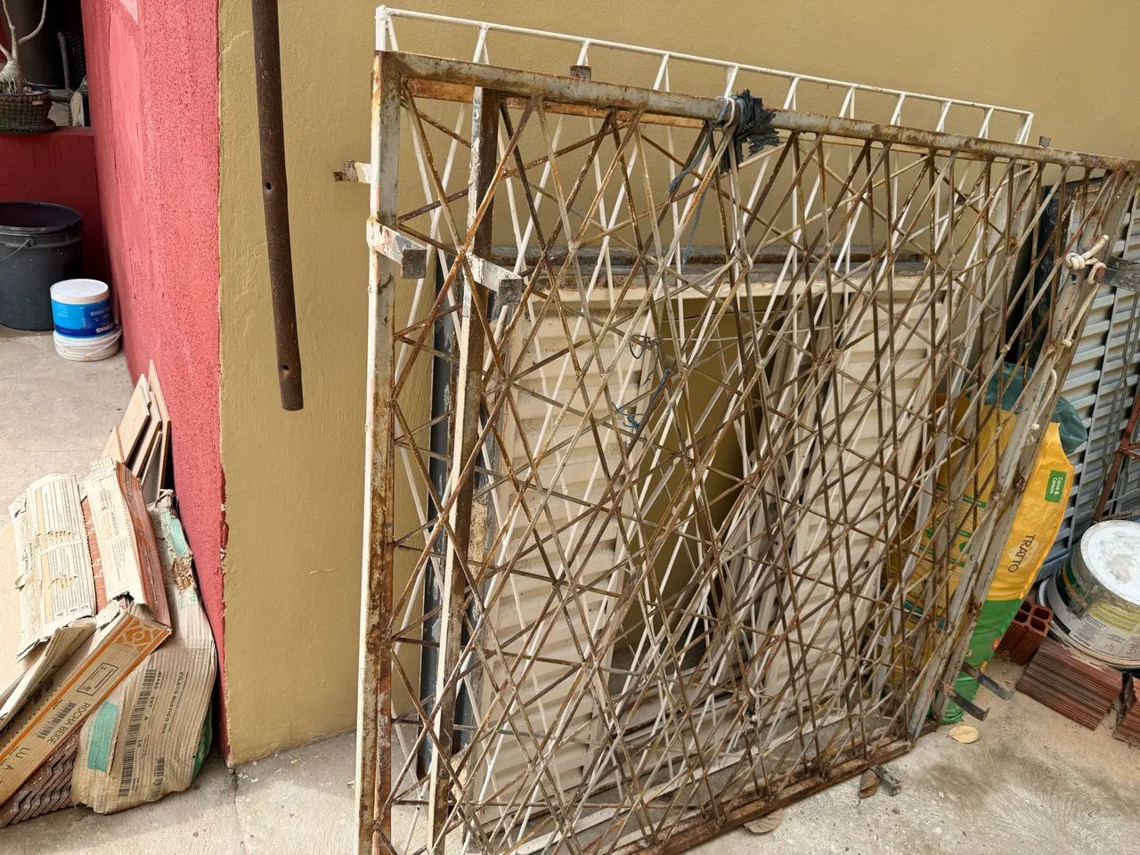 Grades para janela e janelas a venda  - Foto 2