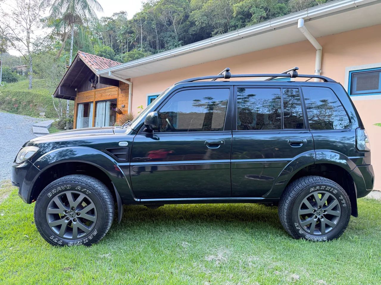 Mitsubishi Pajero 2010