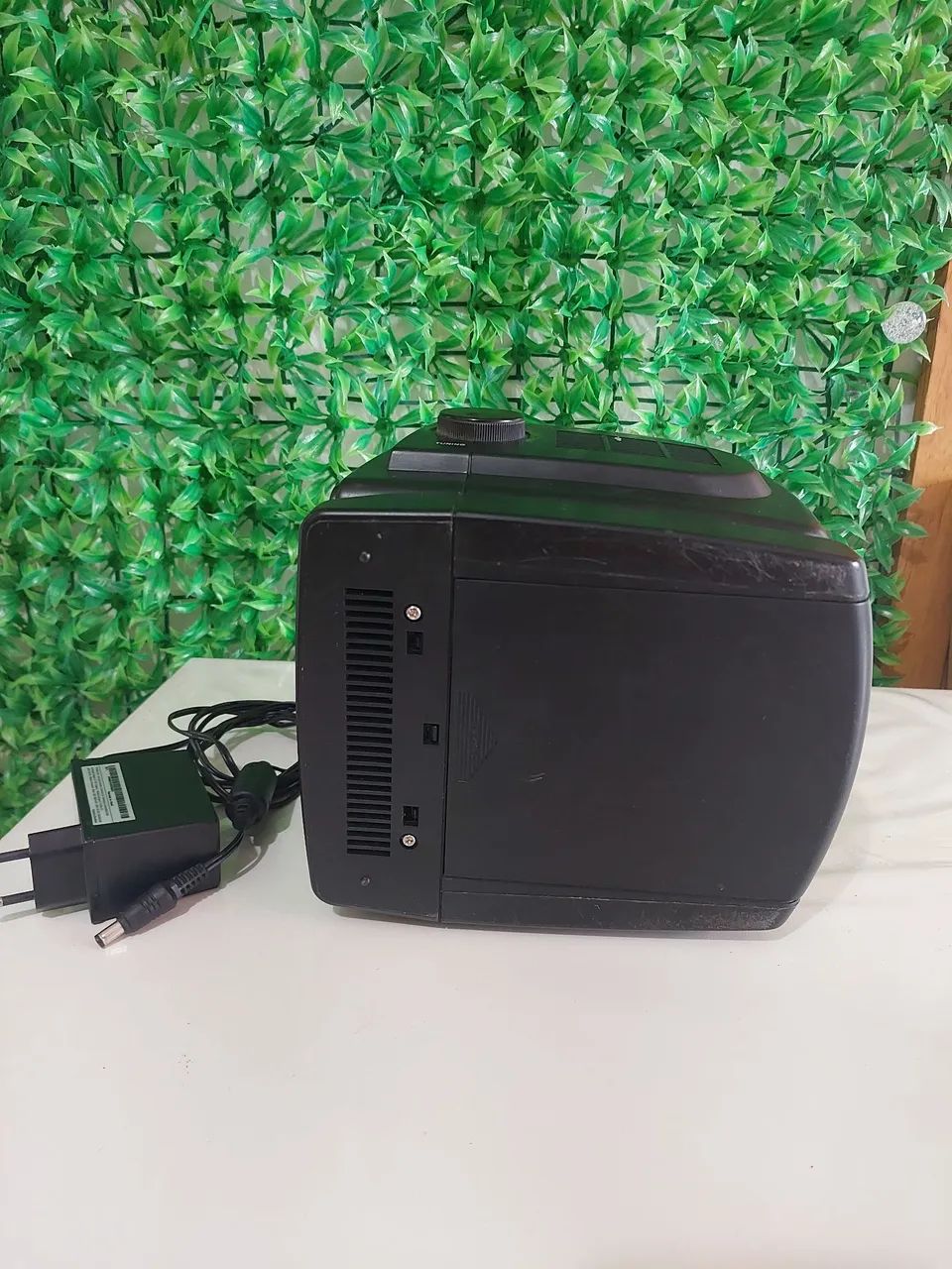 Tv  preto e branco 5.5  polegadas com rádio am/fm - Foto 5