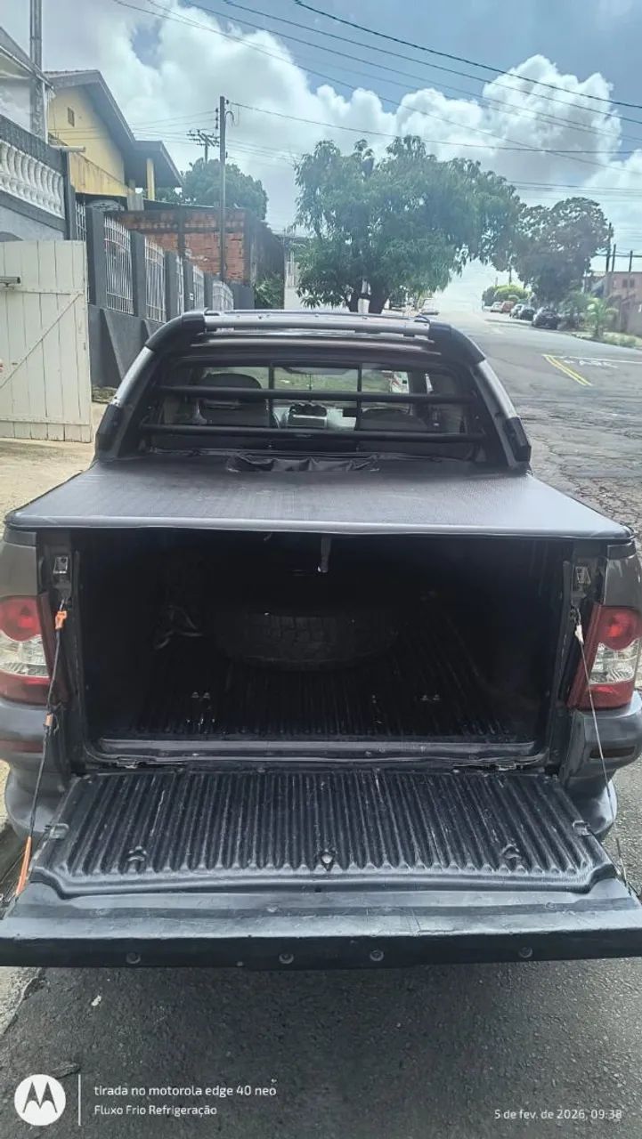 Fiat Strada Adventure1.8/ 1.8 Locker Flex CD 2012 - Foto 5