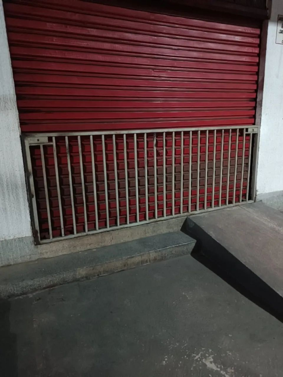 Grade para porta de aço