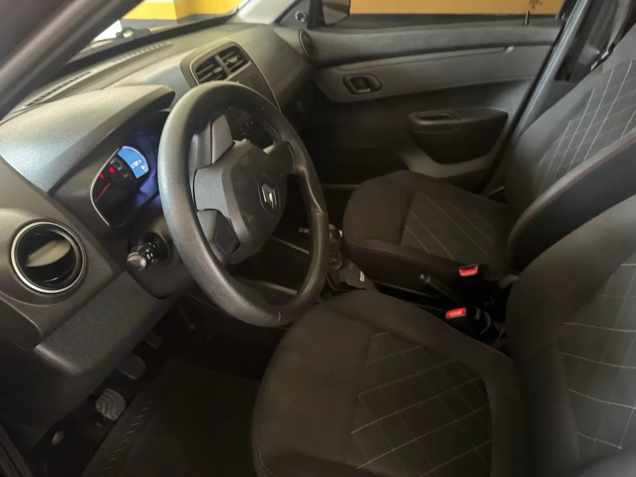 Renault Kwid Zen 1.0 Flex 12V 5P Mec. 2019 - Foto 3