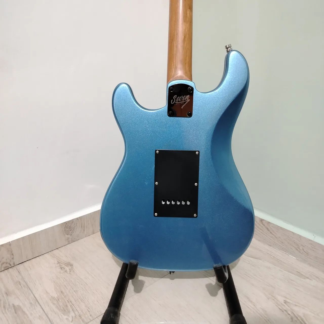 Guitarra Seven SGT 277 com upgrades  - Foto 5
