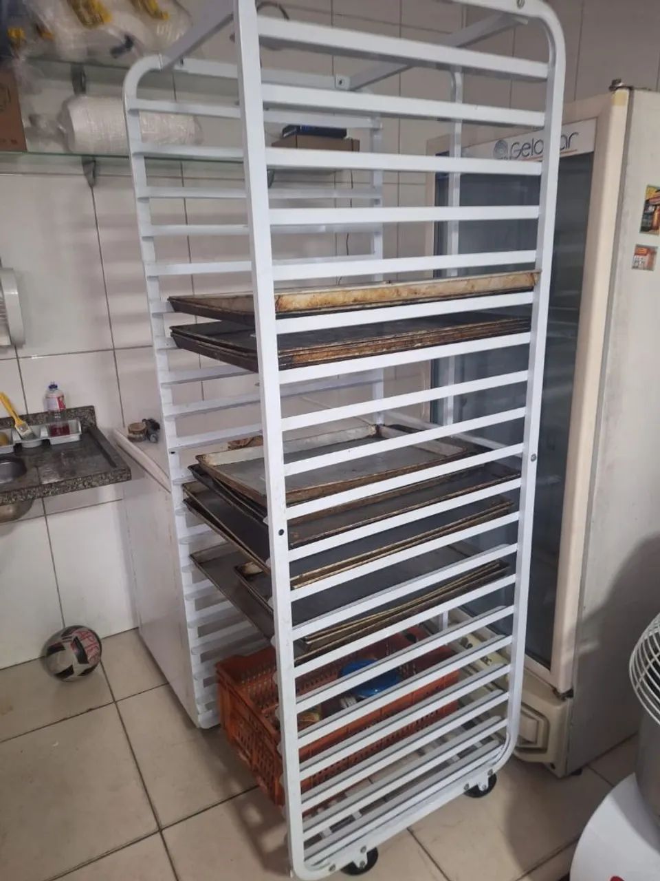  Armário Esqueleto de produção 