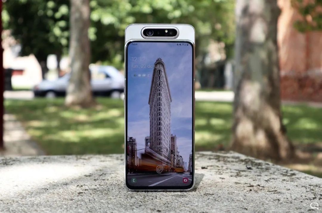 Samsung A80