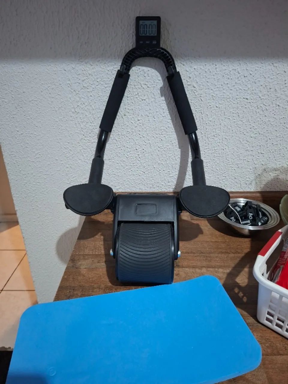 Vendo roda para fazer abdominal  ótimo estado