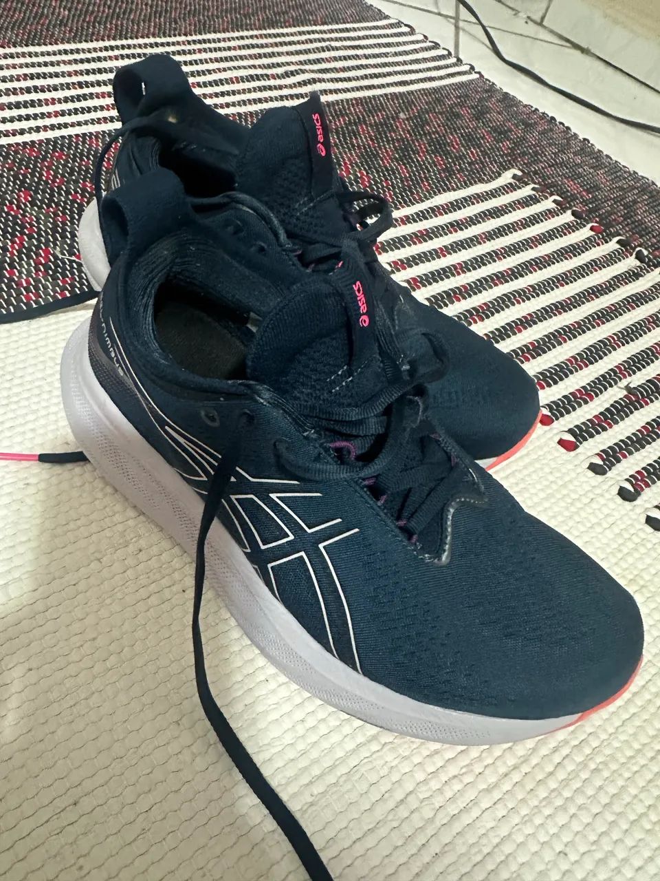 Asics gel Nimbus 25. - Foto 2