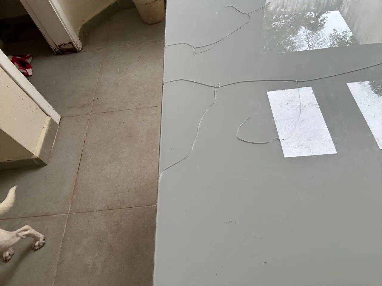 MESA TAMPO VIDRO QUEBRADO - Foto 2
