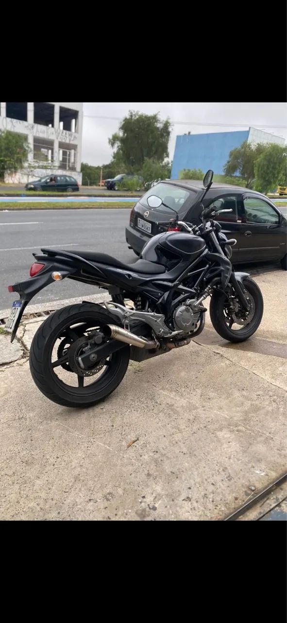 Suzuki gladius   