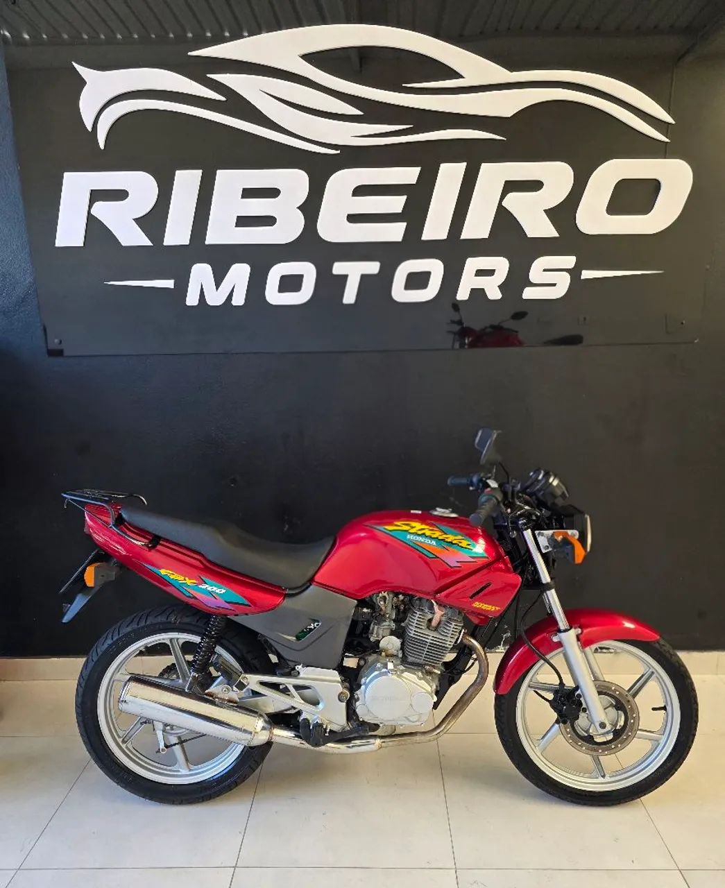 Cbx 200 strada.  Maravilhosa 