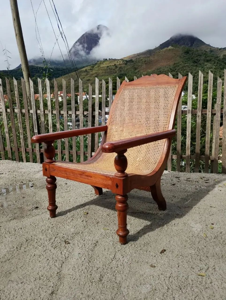 Antiga poltrona 