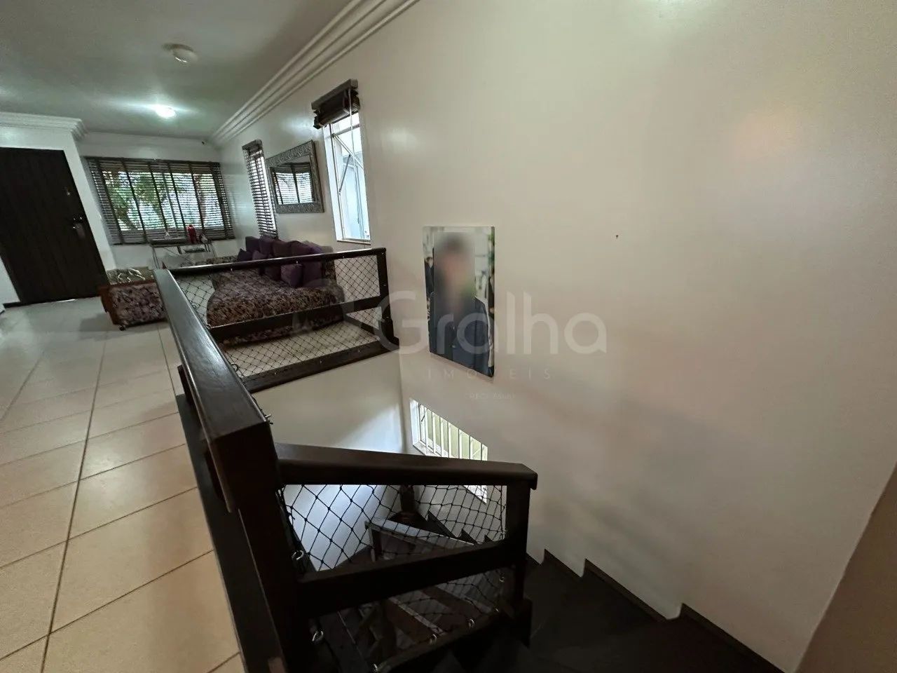 Casa em Condomínio com 270 m² com 4 suítes em Coqueiros - Foto 5