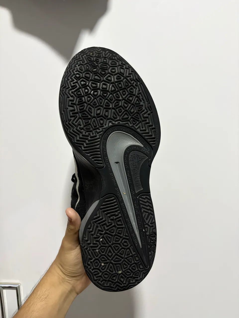 Tênis basquete Nike Ja 2 43 - Foto 4