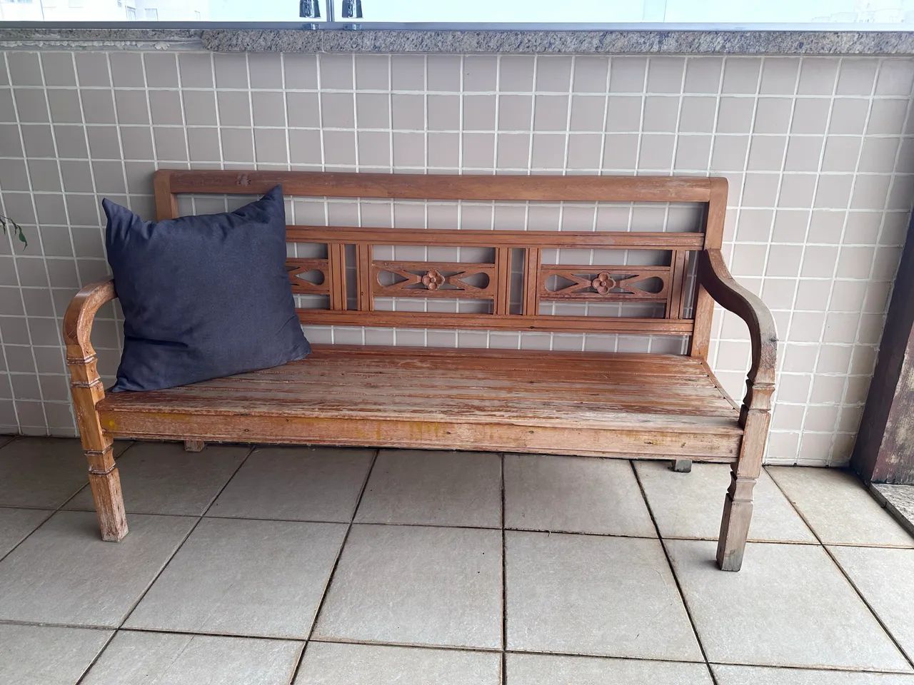 Banco de madeira