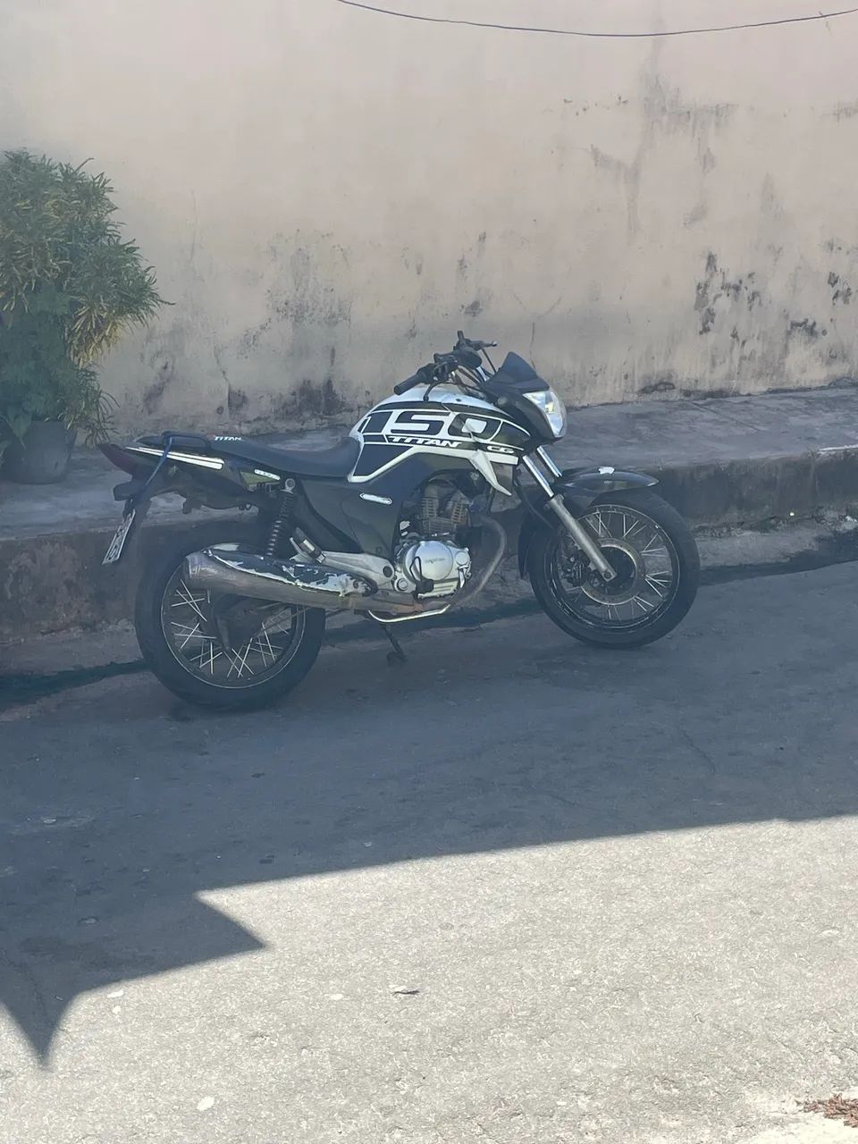 Vendo titan 150  - Foto 2