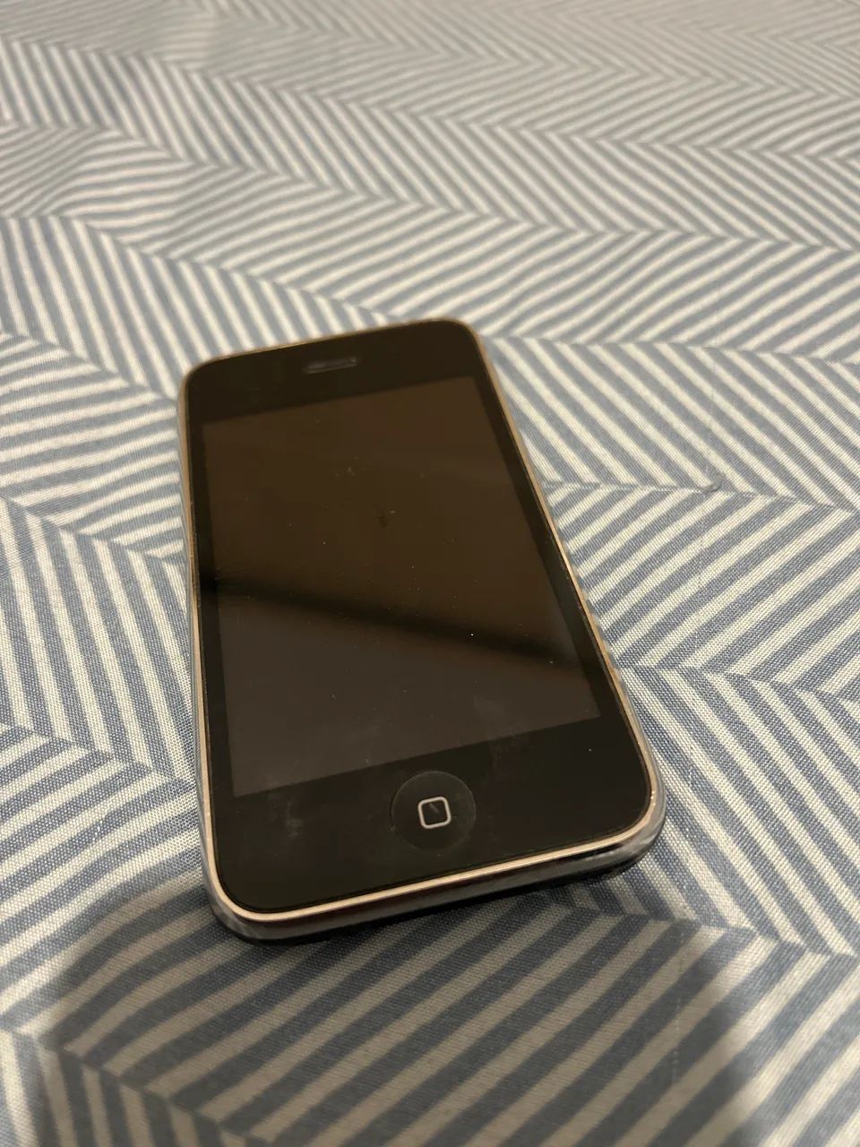 iPhone 3 para colecionador com caixa 