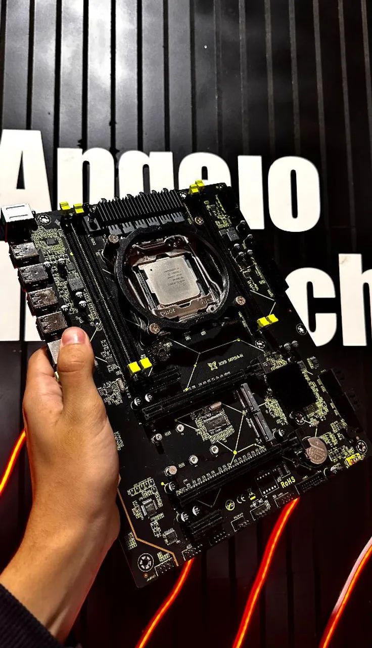 KIT XEON 2680 V4 + X99 MR9A ATX + 16GB DDR4 - Peças de Hardware