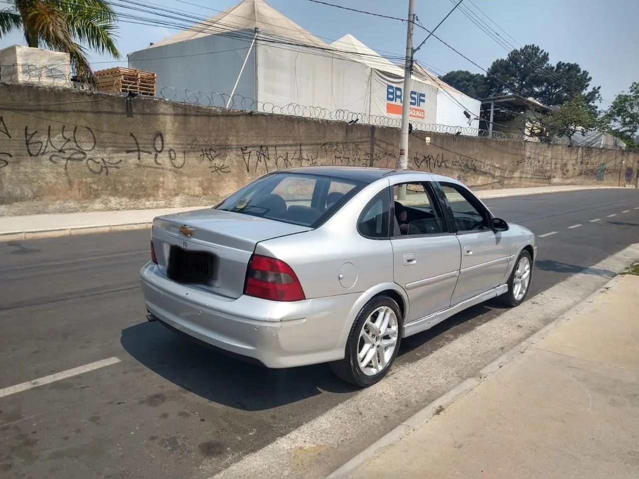 Chevrolet Vectra CD 2.2 16V / 2.0 16V Mec./aut. 1999