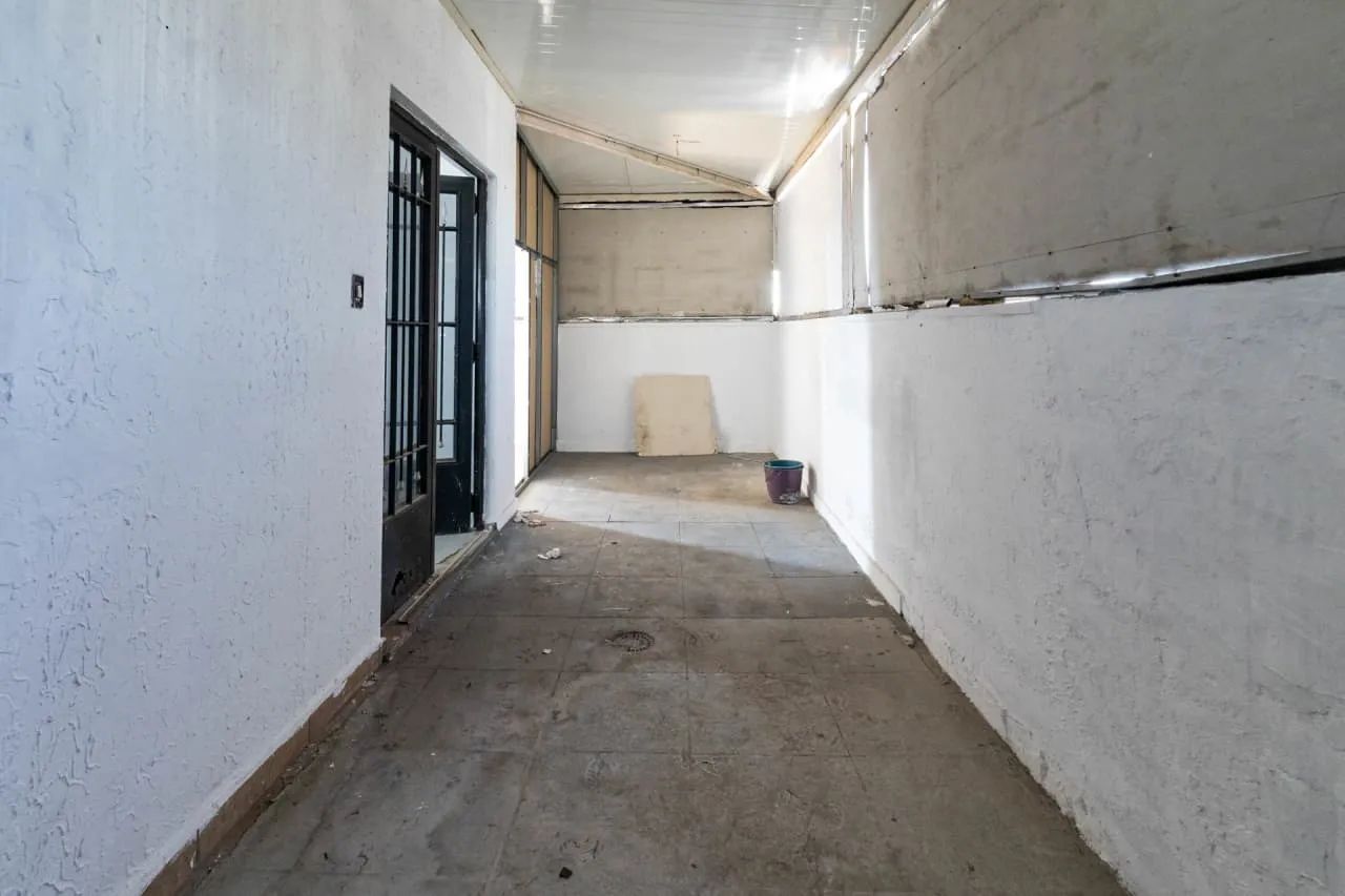 Prédio comercial na Rua Montesina, 219  700 m² - Foto 4