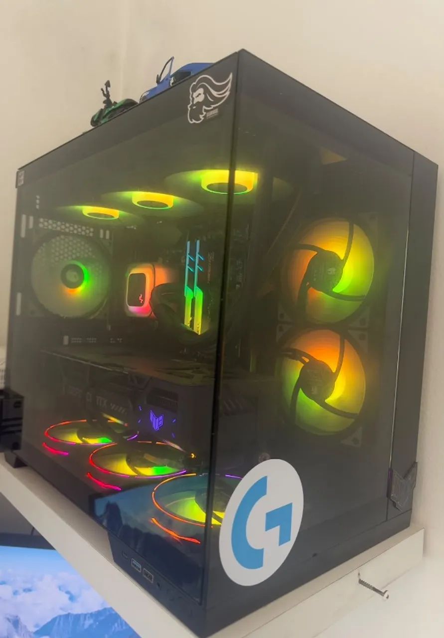 PC Gamer Ryzen 7 5800x + RTX 5070