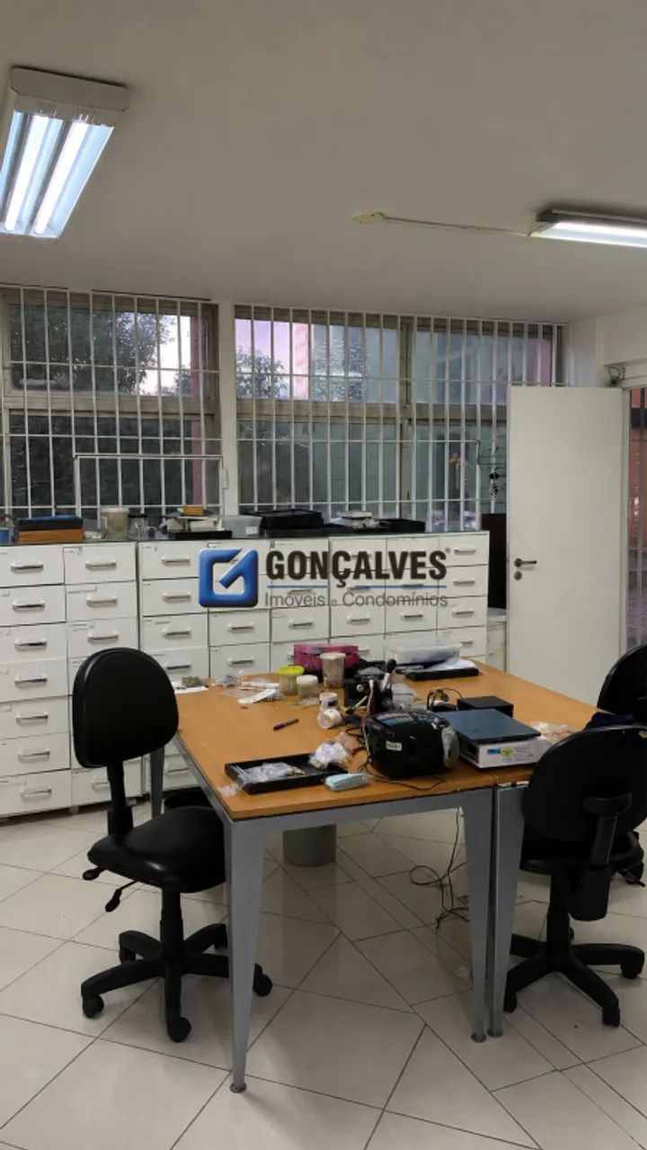 Sala Comercial à venda no Centro de Santo André (90 m²) | 2 Banheiros - Foto 2