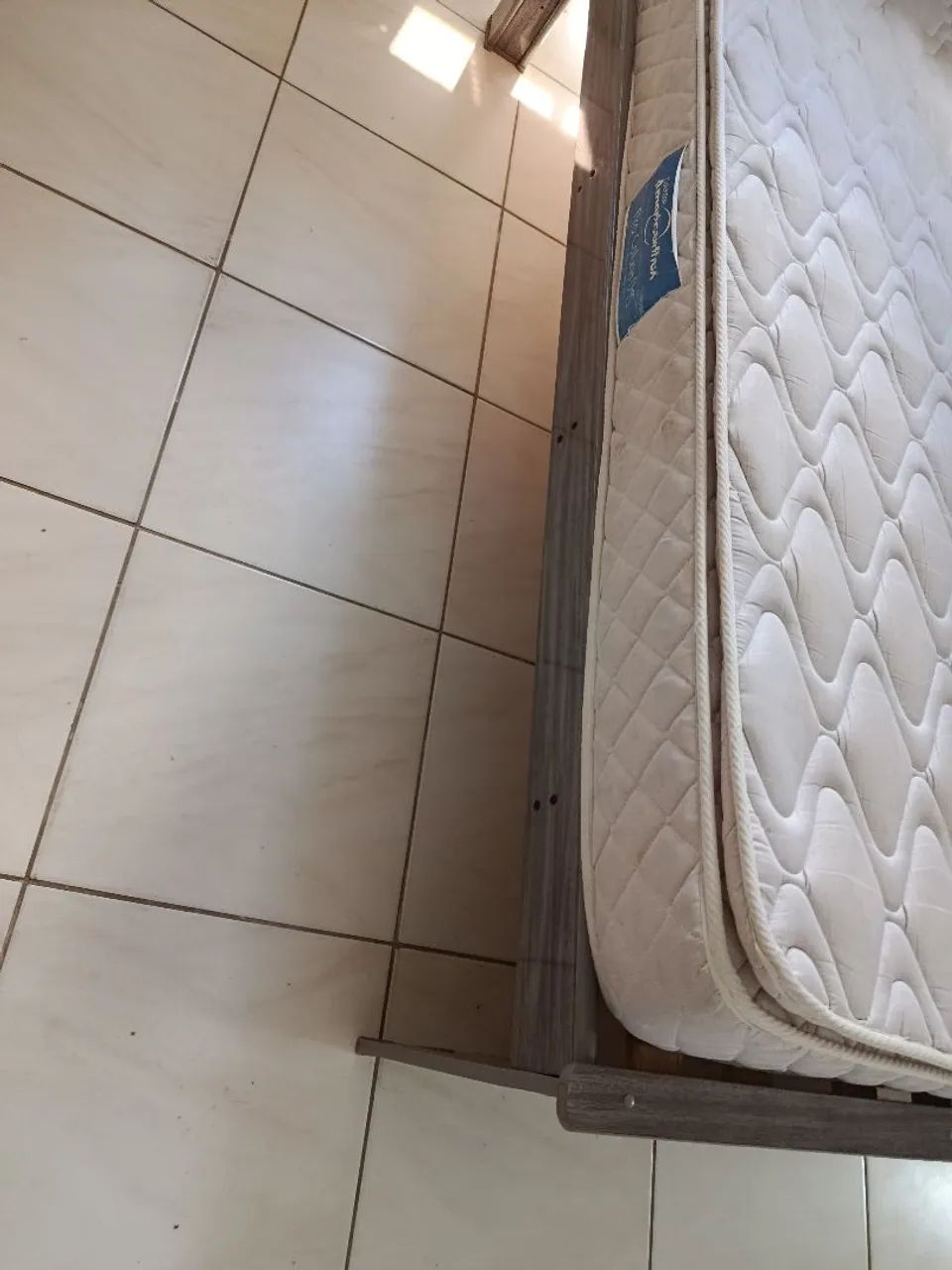 Cama solteiro com colchão  - Foto 3