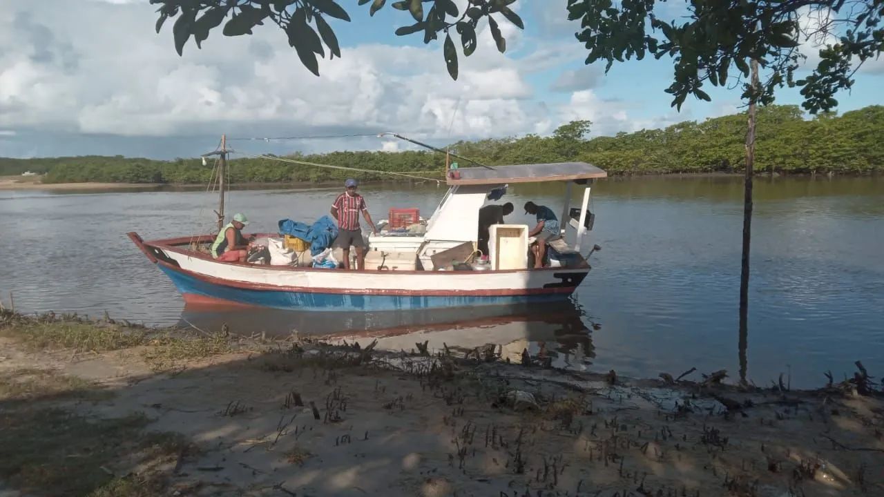 BARCO DE PESCA