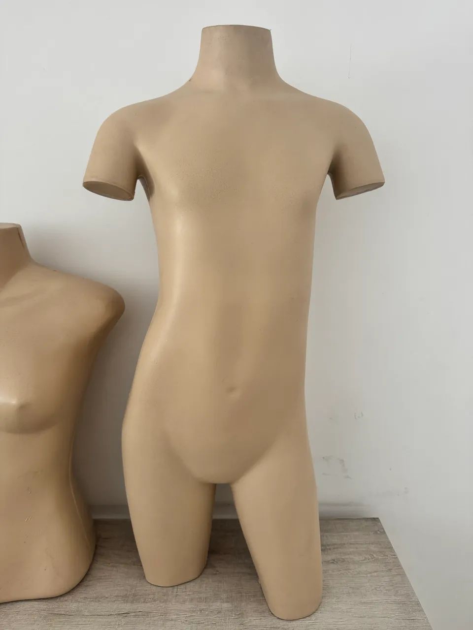 3 manequins para loja de roupa - Foto 2