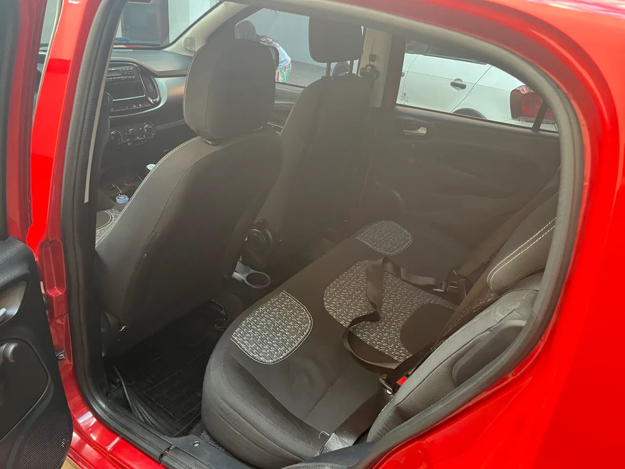 Fiat Uno Evolution 1.4 Fire Flex 8V 5P 2015 - Foto 5
