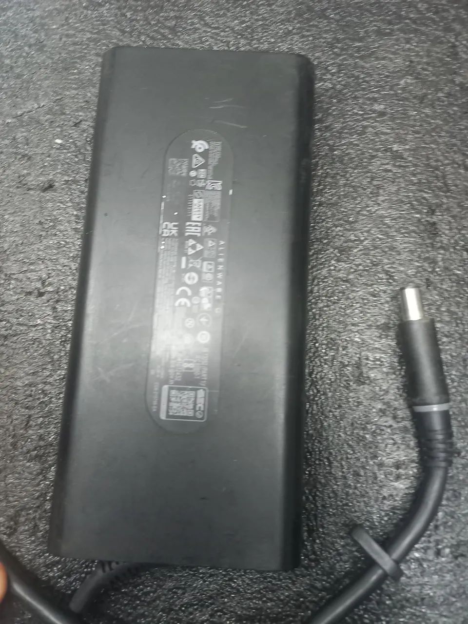 Carregador  Notebook Alienware - Foto 3