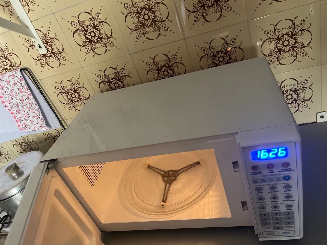 Microondas Electrolux 21 LTS em Ótimo estado funcionando perfeitamente  - Foto 5