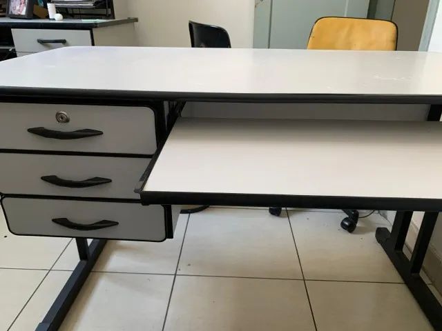 MESA DE ESCRITÓRIO - Foto 3