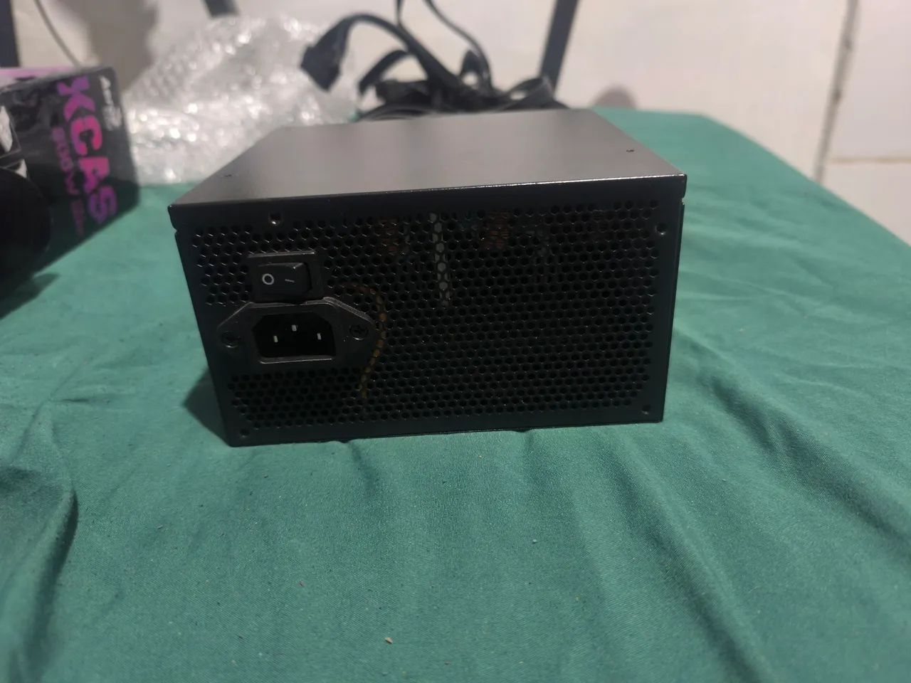 Fonte AeroCool KCAS Full Range 800W 80 Plus Bronze - Foto 4