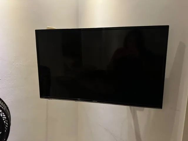 TV 32 polegadas NÃO SMART.