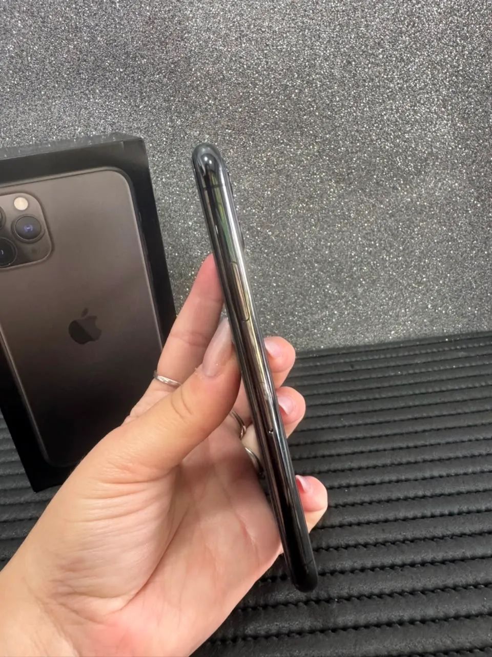 IPHONE 11 PRO *64GB*   BATERIA 88% R$1449,00 - Foto 2