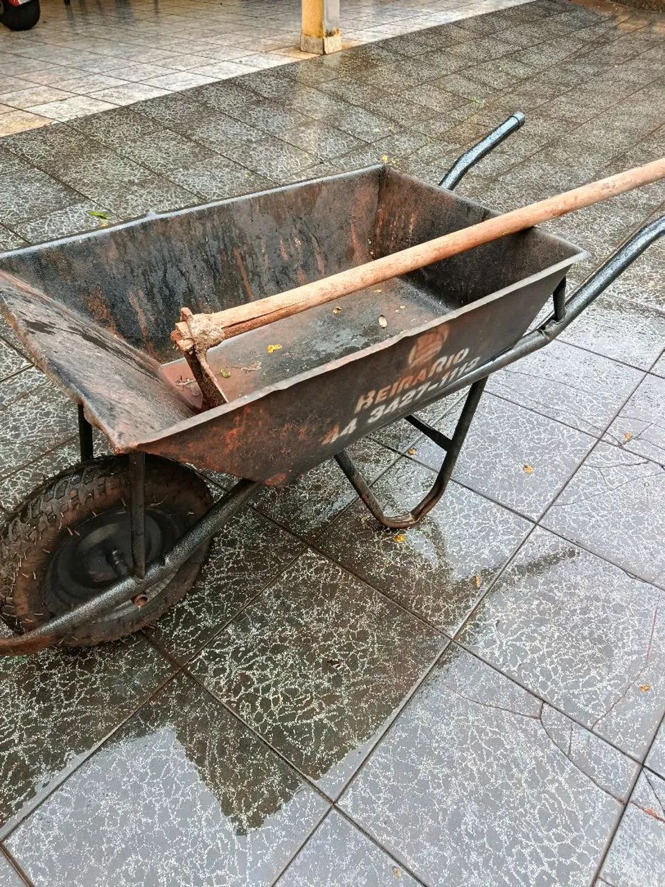 Carrinho de mão 