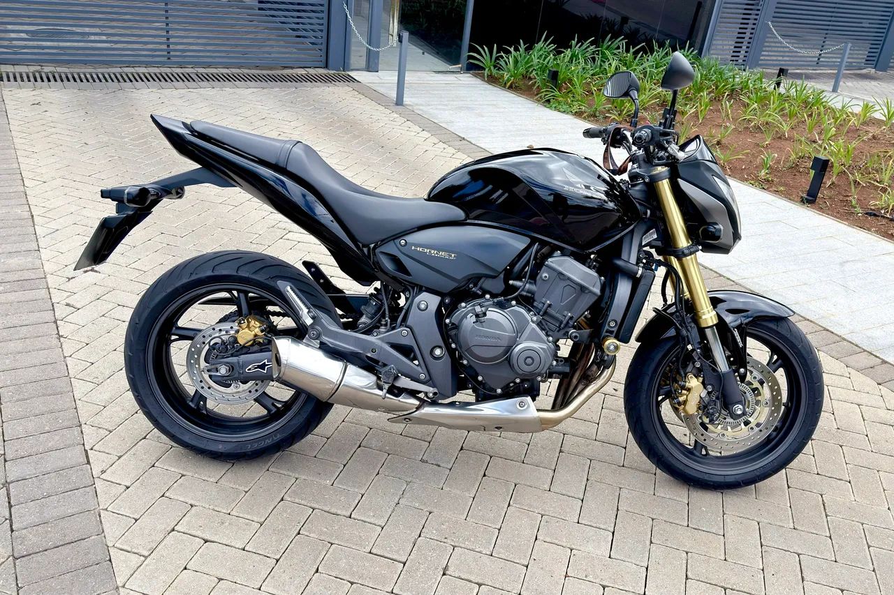 Hornet 2013 ABS 